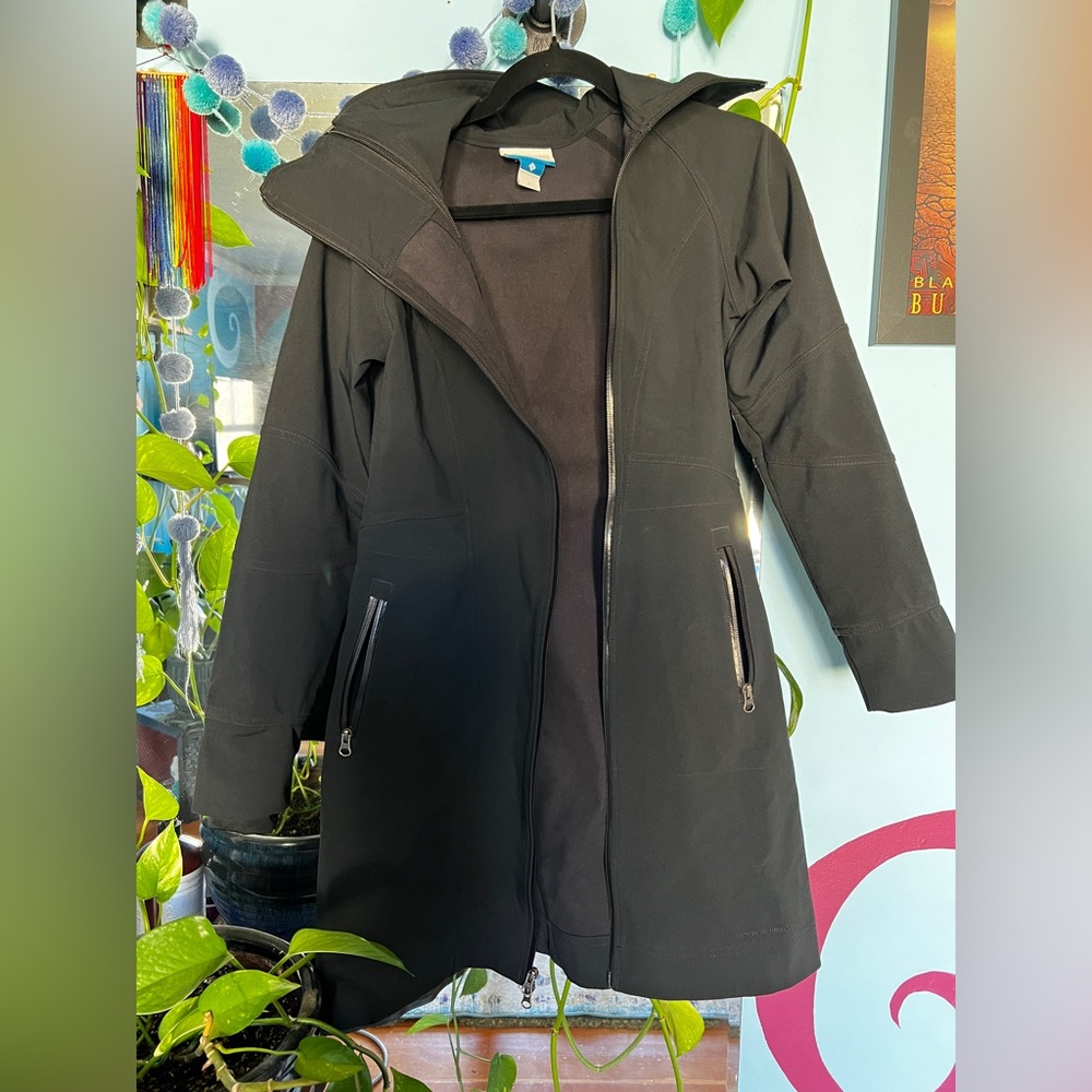 Columbia size small black raincoat